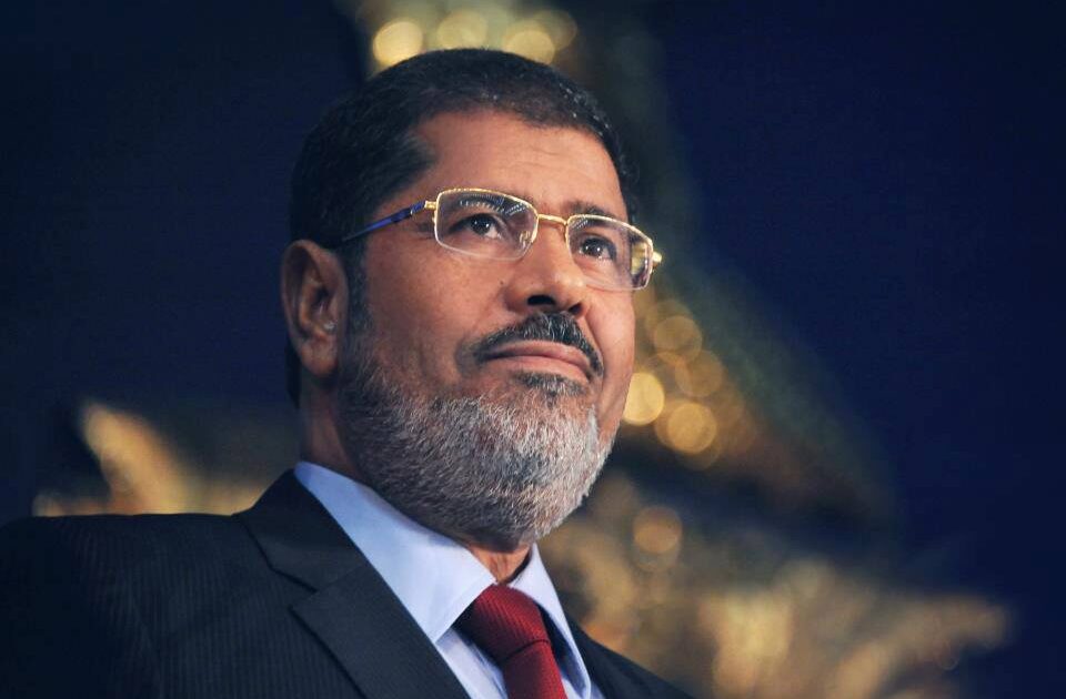 عائلة الرئيس المصري المخلوع محمد مرسي تقول انه لن يدخل في مفاوضات ولن يقبل اي حل وسط 17 09 2013 1099514118 748481