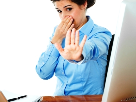 مخاطر الزئبق وكيفة التخلص منه في حال رميه في المرحاض