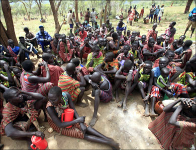 "الصليب الأحمر" تحذر من مجاعة فى جنوب السودان 1 982335 1 28