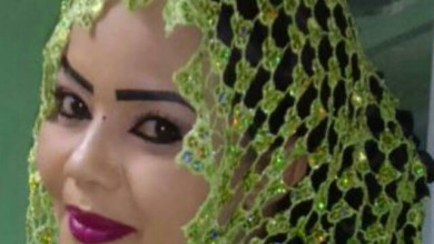 انقلاب عربة المذيعة مواهب ثلاثة مرات بالخرطوم والعناية الإلهية تنفذها من الموت مواهب الحاج