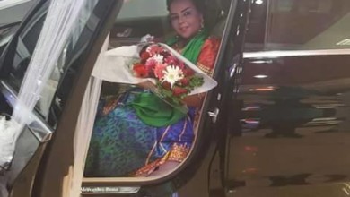 بالصور : ندى القلعة تشتري اول سيارة مرسيدس بينز c220 بـ مليار و 400 مليون .. وشركة دال تحتفل بها بحضور المدير الاقليمي 11033766 1627901560813409 3228103477940537952 n