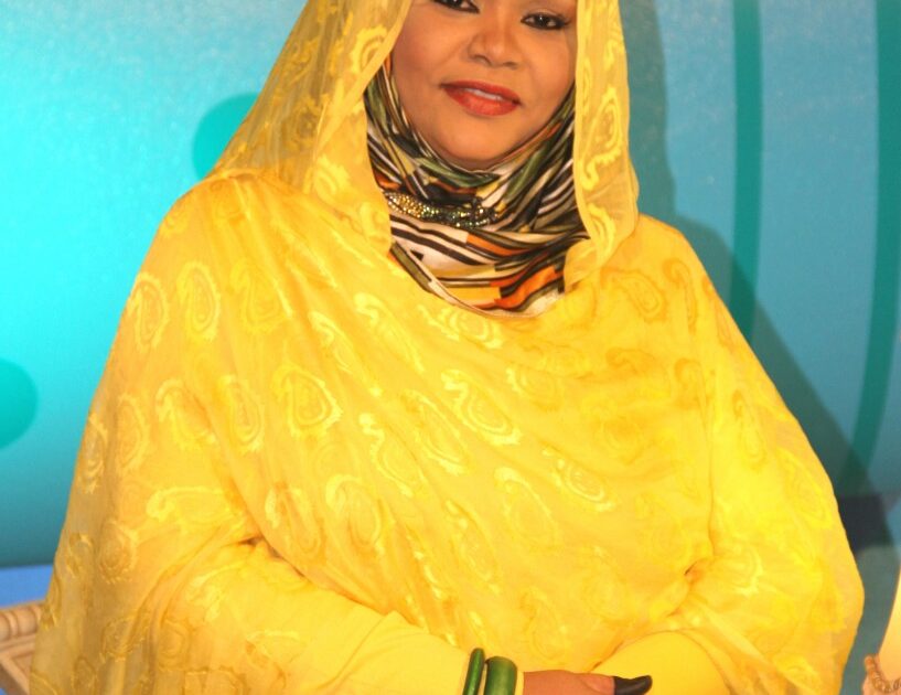 المذيعة غادة عبد الهادي :أشجع ميسي وأهرب إلى الوحدة في رمضان ...بحب أعيش حياتي مرتاحة ولا أحب الدراما غادة عبد الهادي 1 817x1024