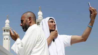رجل دين سعودي: الصور الشخصية "السيلفي" في الحرم "شرك أصغر" hajjj