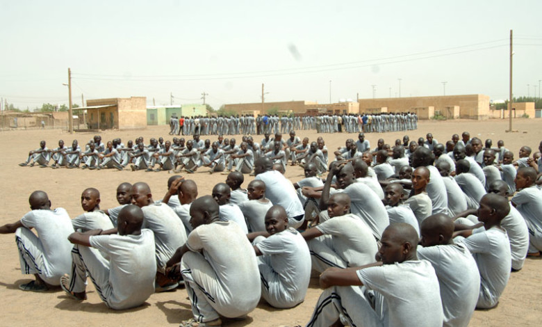 منسقية الخدمة الوطنية: حظر سفر من يتجاوز عمره الـ(42) عاماً عزة السودان 18 الخدمة الوطنية