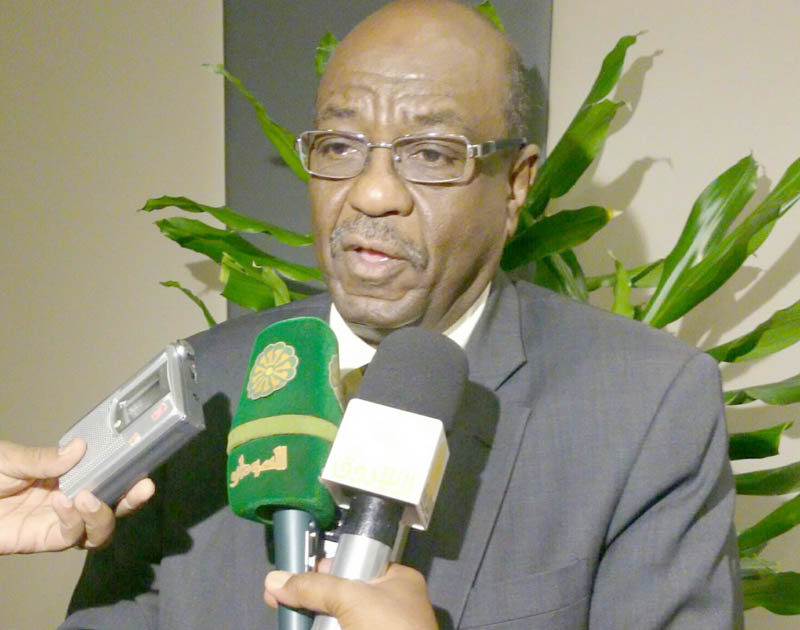 وزير الإرشاد والأوقاف: جميع حجاج السودان وقفوا علي صعيد عرفات الله الطاهرة الفاتح تاج السر وزير الإرشاد والأوقاف