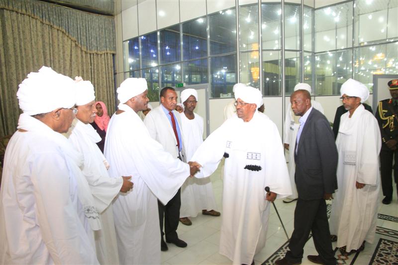 عدد من الوزراء يعددون مآثر الفقيد ونسى عزاء صلاح ونسي