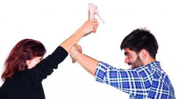 نصف الرجال في مصر معرضون للضرب من زوجاتهم 9998656025