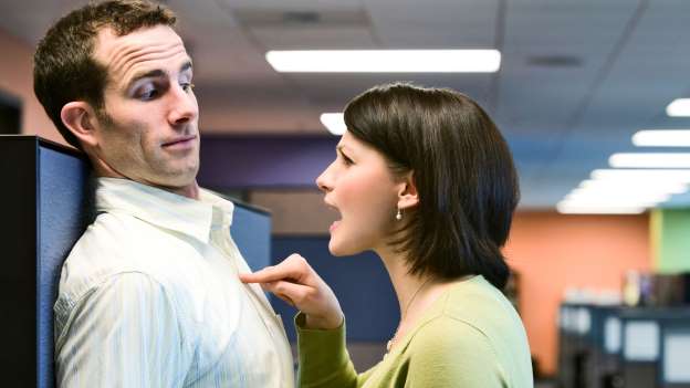 10 أسباب لوفاة الرجال قبل النساء زوجين