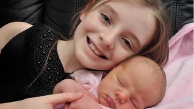 طفلة عمرها 11 سنة تولّد والدتها لوحدها