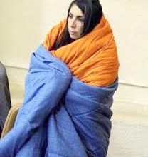بالصور: برلمانية تناقش قانونًا في مجلس النواب بلحاف السرير برلمانيه 1