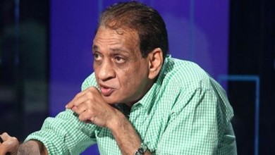 محمد السبكي - طرد مطرب شعبي ومنتج من محكمة مصرية بعد مشادة مع القاضي