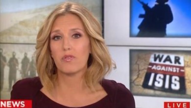 مذيعة بـ"سي إن إن" يغمى عليها على الهواء مباشرةً مذيعة cnn