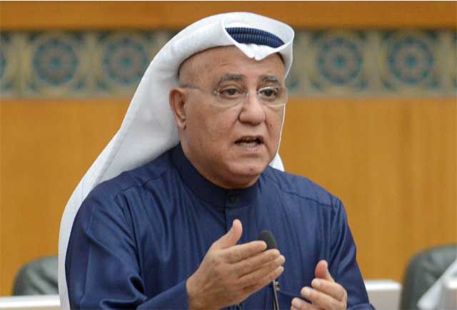 بالفيديو.. وفاة برلماني كويتي داخل البرلمان اثناء انعقاد إحدي الجلسات نائب