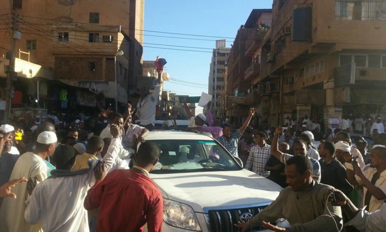 العناية الإلهية تنقذ مذيعة تليفزيونية شهيرة من عصابة متفلتة حاولت قتلها بدافع السرقة بالخرطوم 12510376 209688292707781 5450908669978873329 n