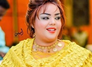 ’’لوك جديد’’ للفنانة ندي القلعة يثير سخط جمهورها ويطالبها بالجديد الفنانة القلعه
