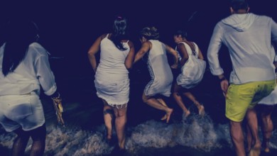 القفز على الأمواج 887x480