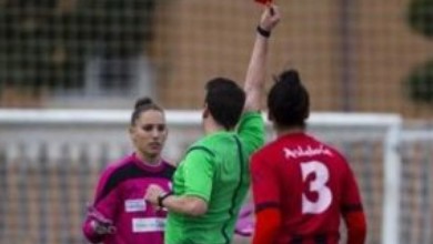 حكم يطرد لاعبة رفضت إعطاءه رقم هاتفها