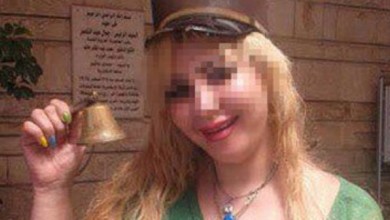 ضبط بطلة كليب "أنا زهقانة" وطليقة رجل أعمال فى أحضان ثرى مصري ضبط بطلة كليب أنا زهقانة وطليقة رجل أعمال فى أحضان ثرى مصري