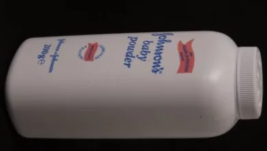 40 مليون دولار تعويضًا.. حكم جديد ضد جونسون آند جونسون بسبب بودرة الأطفال بودرة جونسون