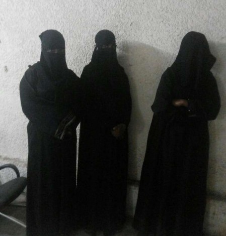 إثيوبيون يتاجرون بـ 3 نساء من جنسهم بتشغيلهن في المنازل وممارسة الدعارة بالسعودية ممارسة الدعارة بالسعودية