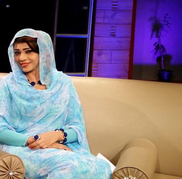 سهام عمر تغلق باب الشائعات المذيعة سهام عمر