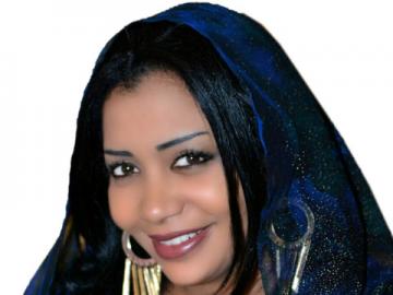 المذيعة سلمي سيد