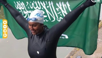 طبيبة سعودية تسبح 101 ميل في نهر التايمز وتصبح اول امراة تسبح هذه المسافة 1465907302aq140616019 800x500