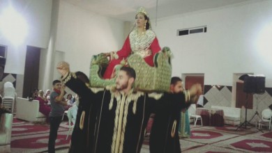 شاب يبتكر شرطاً غريباً للزواج هروباً من مشاكل والدته weewew