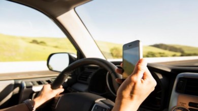 الهاتف اثناء القيادة