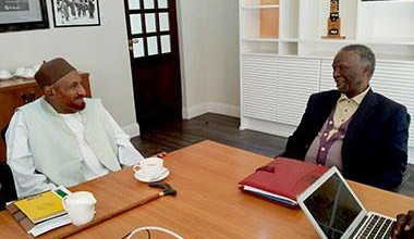 امبيكي الصادق المهدي