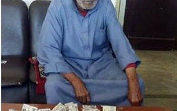 "متسولون لكن أغنياء".. عجوز يجمع 7 آلاف جنيه خلال 24 ساعة.. وشاب يختلق إصابته بالشلل لجمع 3 آلاف.. علماء الاجتماع: ثقافة الطمع السبب.."الداخلية" تصفهم بـ"الخطر" و تواجههم بـ"المأموريات والكاميرات" متسول 1 - "متسولون لكن أغنياء".. عجوز يجمع 7 آلاف جنيه خلال 24 ساعة.. وشاب يختلق إصابته بالشلل لجمع 3 آلاف.. علماء الاجتماع: ثقافة الطمع السبب.."الداخلية" تصفهم بـ"الخطر" و تواجههم بـ"المأموريات والكاميرات"