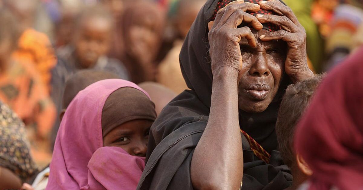 حرقوا مسنين بمخيم زمزم.. شاهد سوداني يروي مخيم لاجئين كينيا