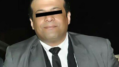 القبض على نصاب استضافته فضائيات مصرية كخبير أمني و نشرت له مقالات علمية بالصحف لدية 13 دكتوراه مزورة نصاب مصري