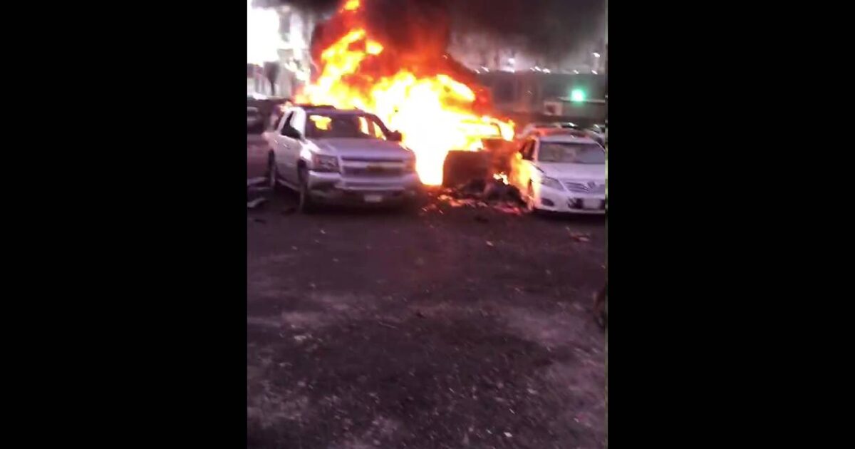 قتلى وجرحى في هجمات على البرلمان الإيراني وضريح الخميني.. وداعش يتبنَّى التفجيرات 40058