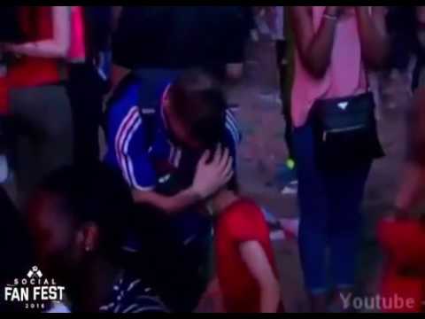 لقطة اليورو..طفل برتغالي يواسي مشجعاً فرنسياً عقب المباراة النهائية 40398