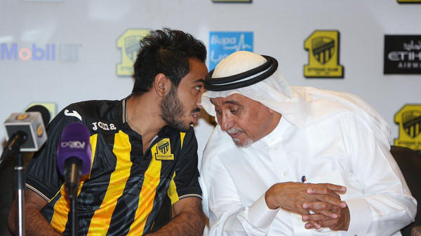 لاعب الاتحاد: هذا سبب تسميتي "كهربا" محمد عبد المنعم كهرباء