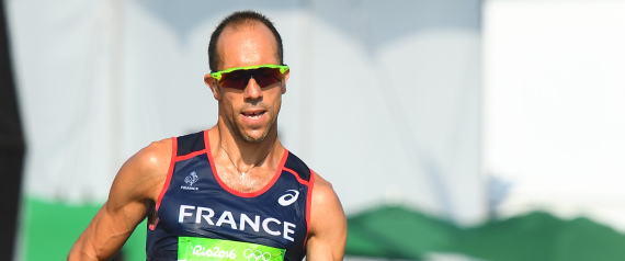 ميدالية الإصرار.. رياضي "تبرَّز على نفسه" في سباق الأولمبياد.. ماذا حدث له؟ رياضي