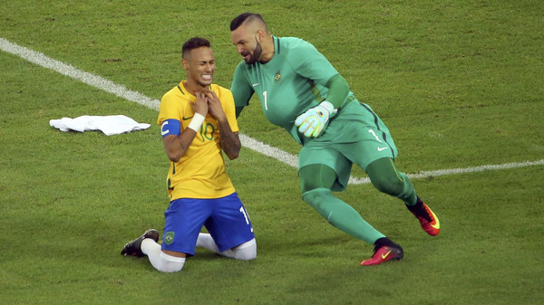 البرازيل تحقق الميدالية الذهبية في أولمبياد ريو نيمار