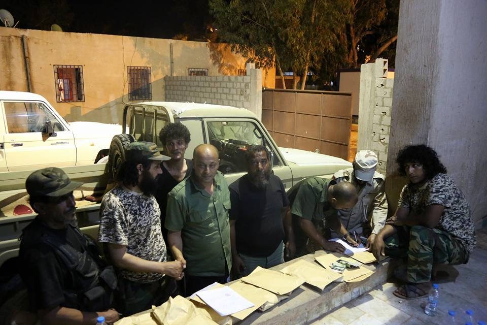 الحكومة الليبية في طرابلس تأمر بالقبض على قادة حركات دارفورية 459