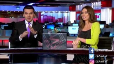 مذيعة mbc تطلب من زميلها أن يحملها على الهواء مباشرة! شاهدوا ردة فعله mbc 1 - مذيعة mbc تطلب من زميلها أن يحملها على الهواء مباشرة! شاهدوا ردة فعله