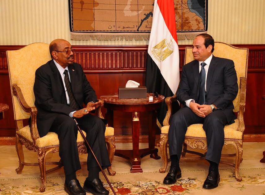 مصر: یجب تحصین العلاقة مع السودان ضد أي توتر محتمل (فيديو) البشير والسيسي