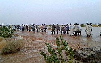 الجزيرة: 26 قتيلاً و36 مصاباً بسبب السيول والأمطار الجزيرةذ - الجزيرة: 26 قتيلاً و36 مصاباً بسبب السيول والأمطار