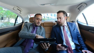 «تاكسي دبي» توفر «واي فاي» مجاناً في مركبات الليموزين 2737274333 - «تاكسي دبي» توفر «واي فاي» مجاناً في مركبات الليموزين