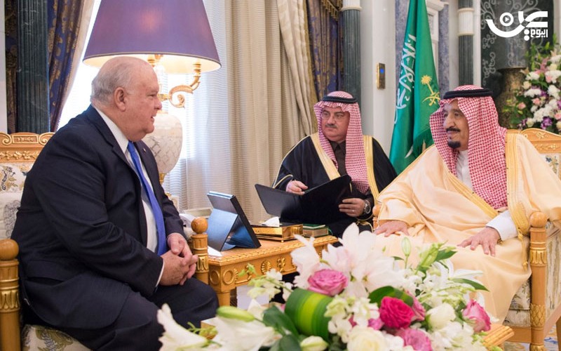 خادم الحرمين يستقبل سفير الولايات المتحدة الأمريكية لدى المملكة الملك سلمان وسفير الولايات المتحدة