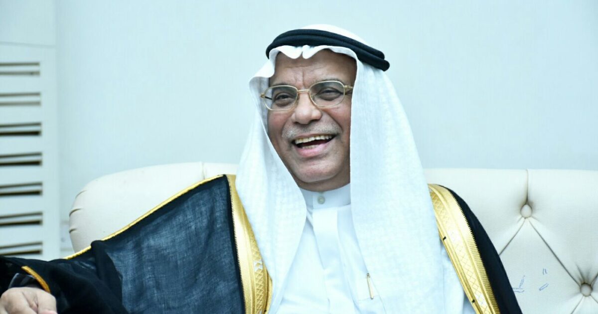 السفير السعودي بالخرطوم: إن رؤية "2030" تهتم بالمواطن والأجنبي وان المملكة ماضية في استعادة الشرعية باليمن السفير علي جعفر
