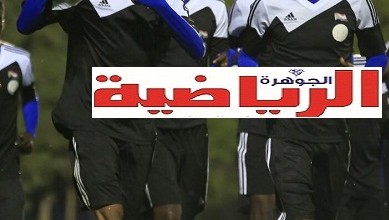 بشة يلوح بعلامة النصر