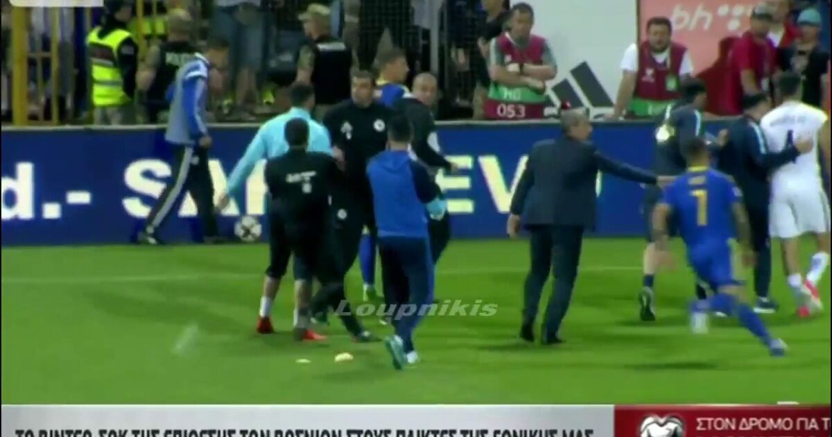 بالفيديو...مشاجرة بين لاعبي منتخبي اليونان و البوسنة في التصفيات المؤهلة لكأس العالم 57313