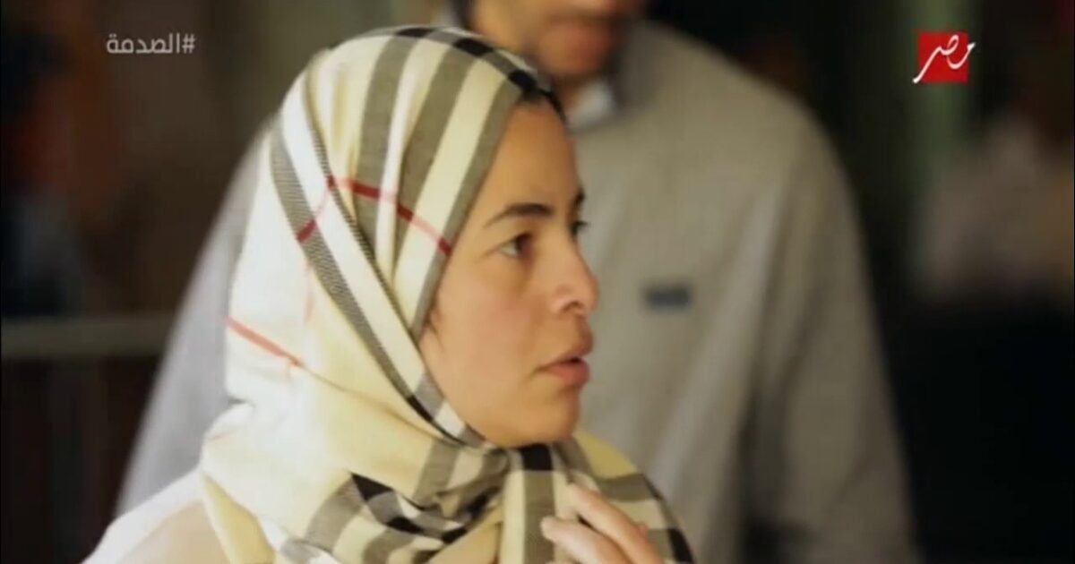 بالفيديو : ممثل مصري يعرض أسرة سودانية لموقف احتقار وعنصرية والمصريين يفاجئونه 58494