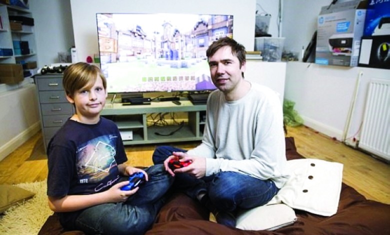 متوحد يُلهم والده تأليف أكثر الكتب مبيعاً زاك