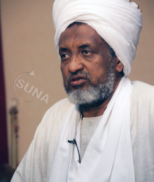 الامين العام للحركة الاسلامية يتفقد المجاهد العائد من الاسر شهاب الدين محمد عبدالله برج زول